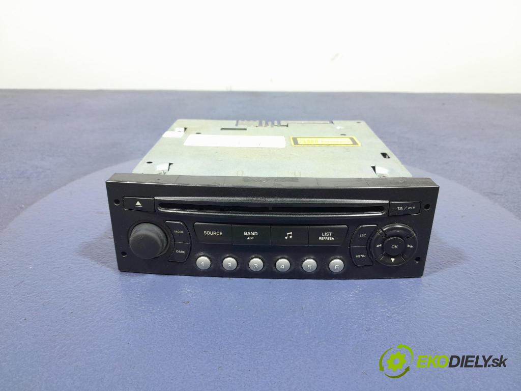 Citroen C4 2006 Radio I Navigácia: 9659138977