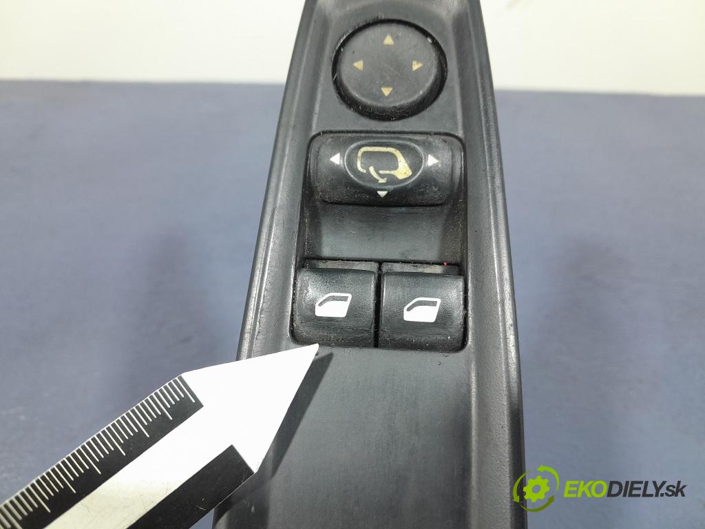 Citroen C4 2006 prepínač Okná: 9651464377
