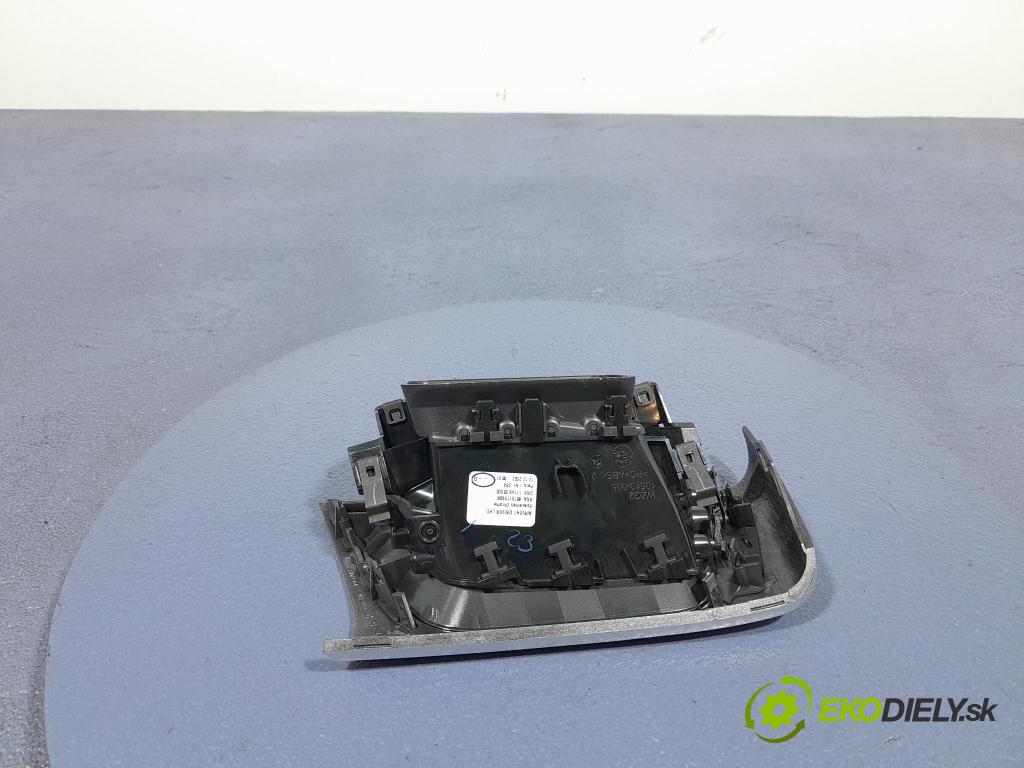 Renault Captur 2023 GRIDS: Prúd vzduchu: Vzduch: 687611390R