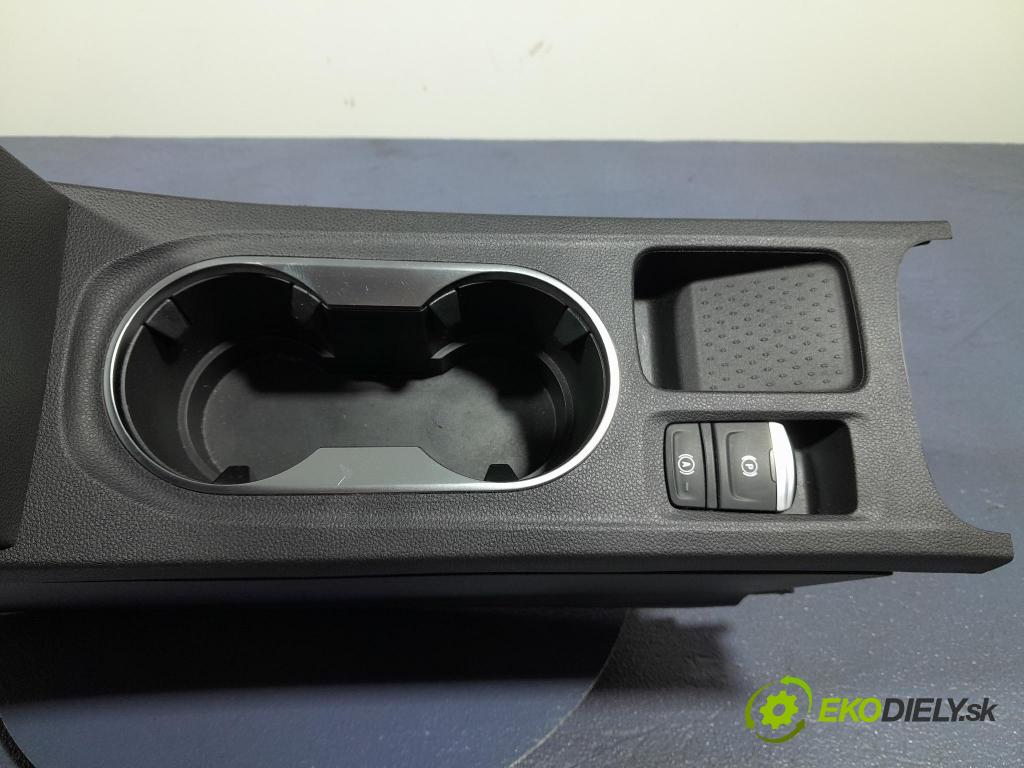 Renault Captur 2023 tunel Stredný: 969308198R