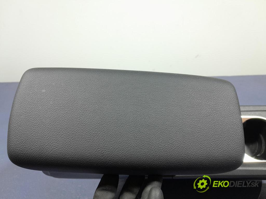 Renault Captur 2023 tunel Stredný: 969308198R