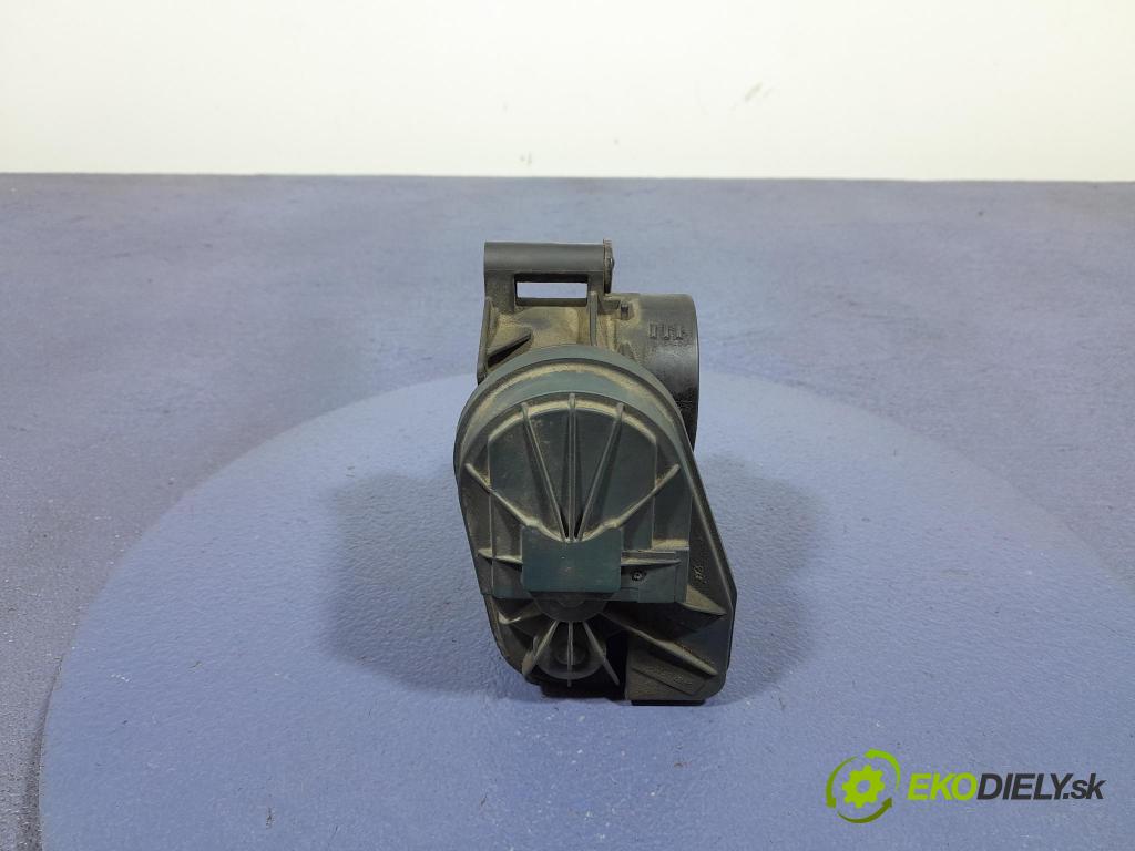 Citroen C4 2006 klapka 9649510080