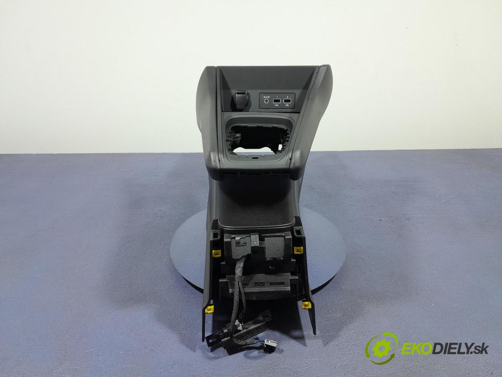 Renault Captur 2023 tunel Stredný: 969120932R