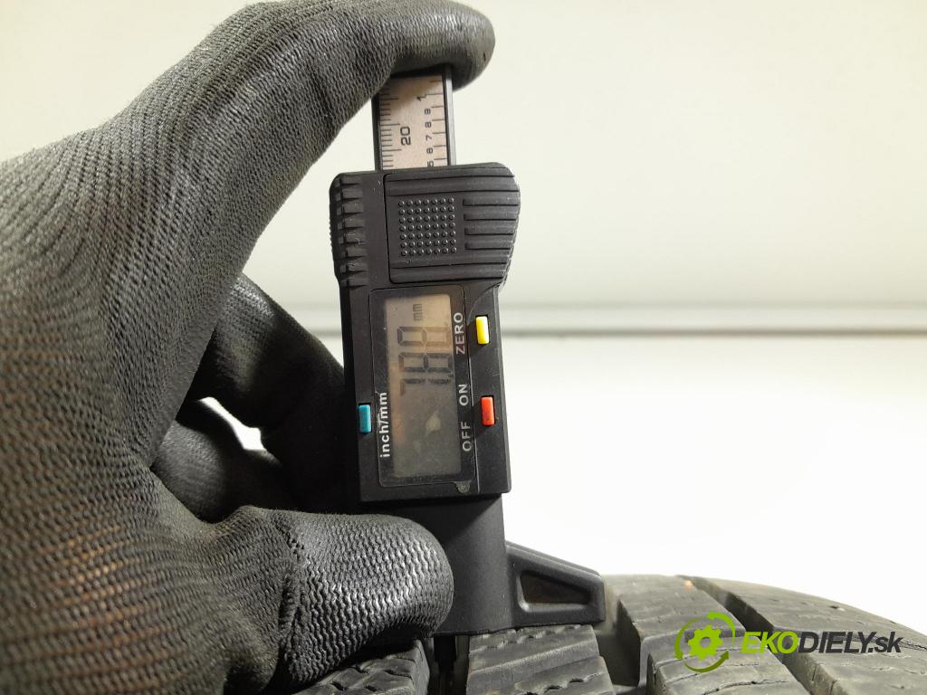 Mercedes ML-Klasa 2003 pneumatiky: Zima 8808956258030