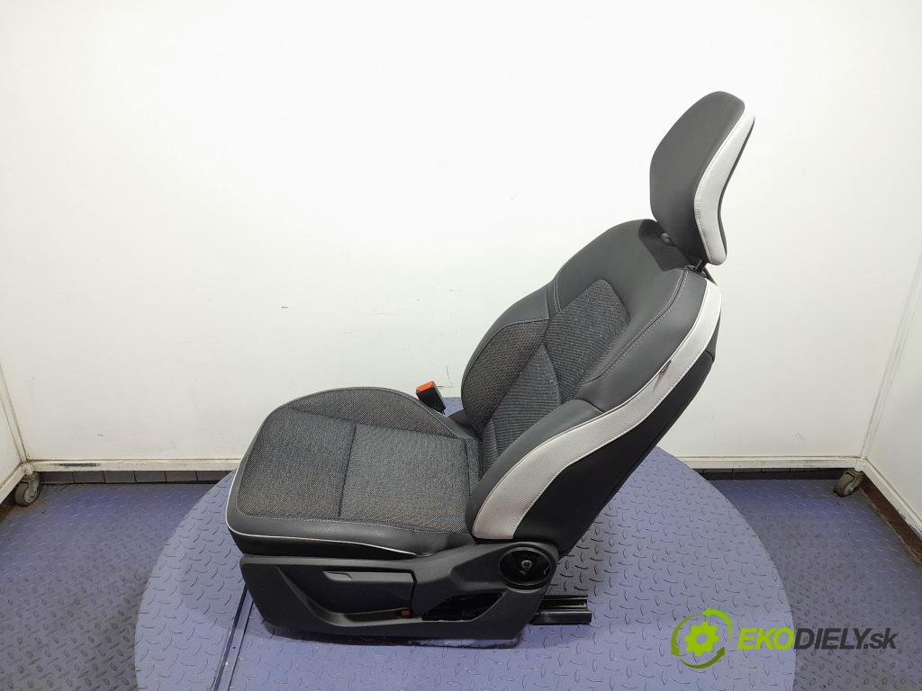 Renault Captur 2023 Sedačka Ovládače: