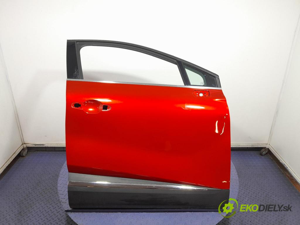 Renault Captur 2023 dvere Predné pravé