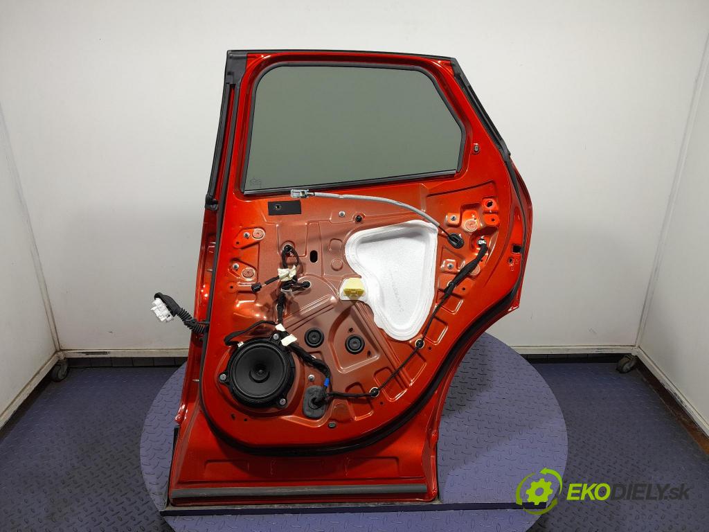 Renault Captur 2023 dvere zad pravé 