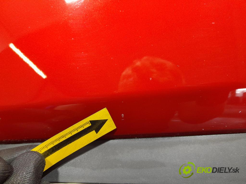Renault Captur 2023 dvere Predné Vľavo: