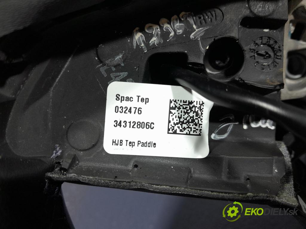 Renault Captur 2023 volant 484003027R