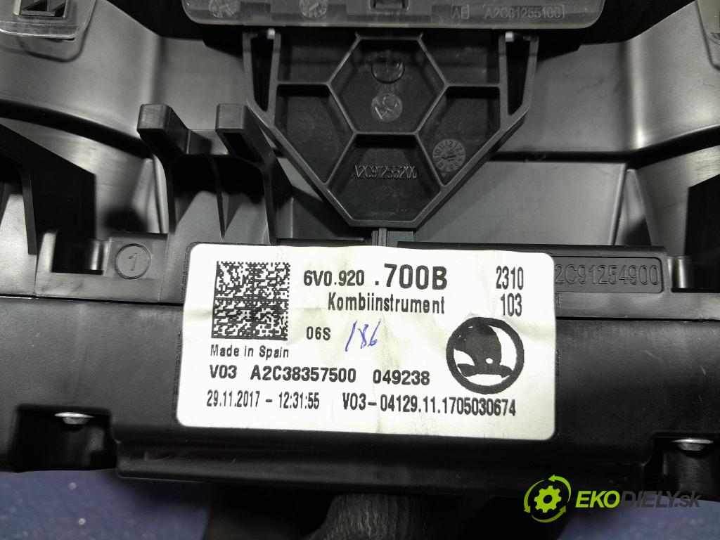Skoda Fabia 2017 prístrojovka/ budíky 6V0920700B