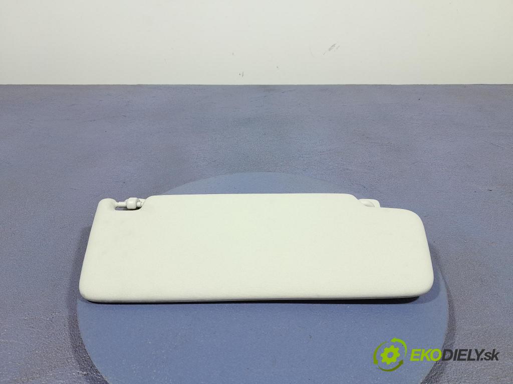 Skoda Fabia 2017 kryt 5G0857551AG