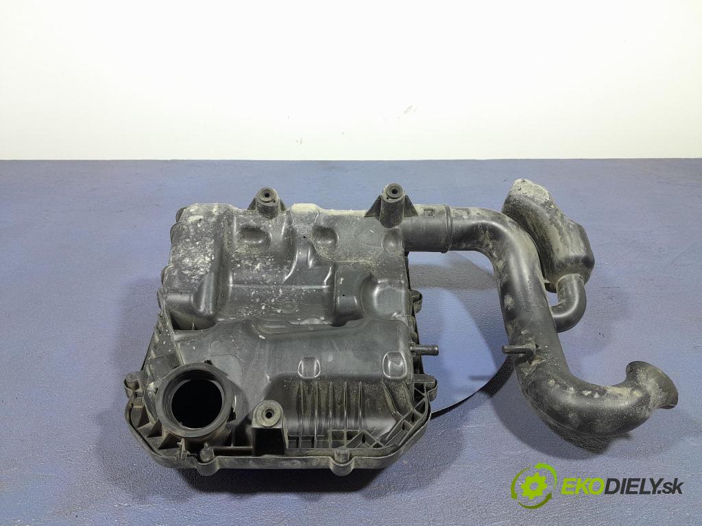 Skoda Fabia 2017 obal Filtre: Vzduch: 04C129611J
