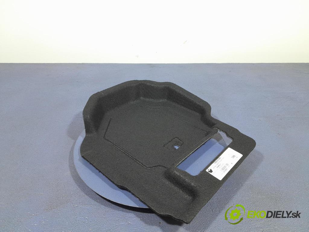 Renault Captur 2023 kryt Plast: Interiéry: 749854749R