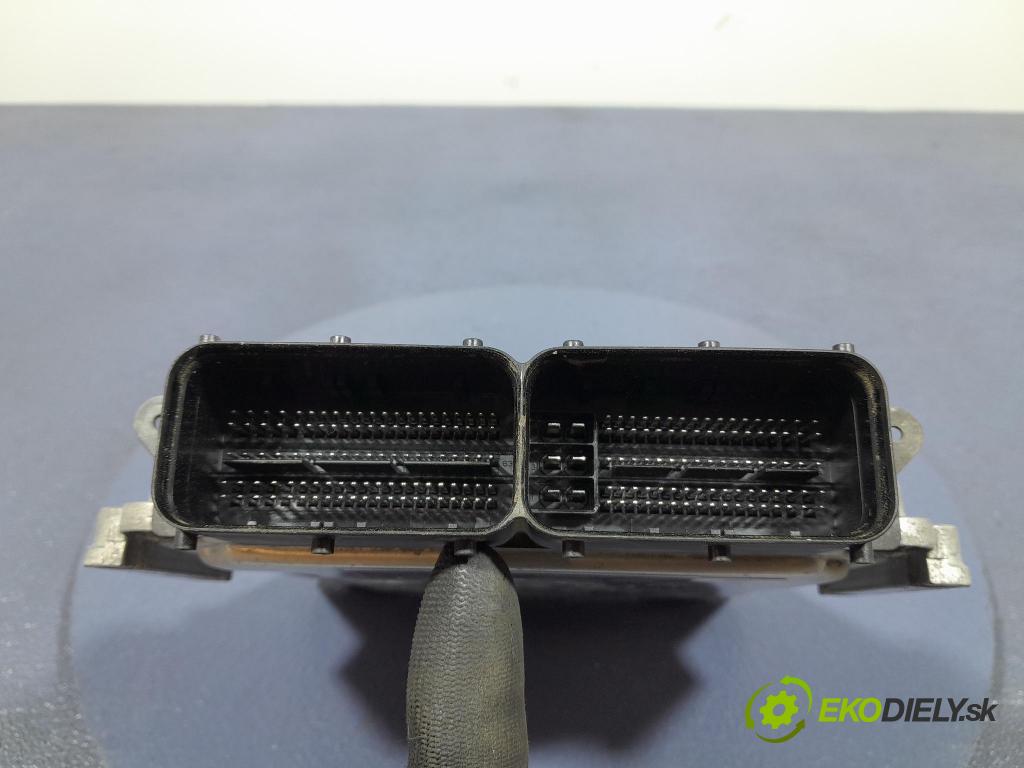 Fiat Doblo 2022 řídící jednotka Motor: 46353232