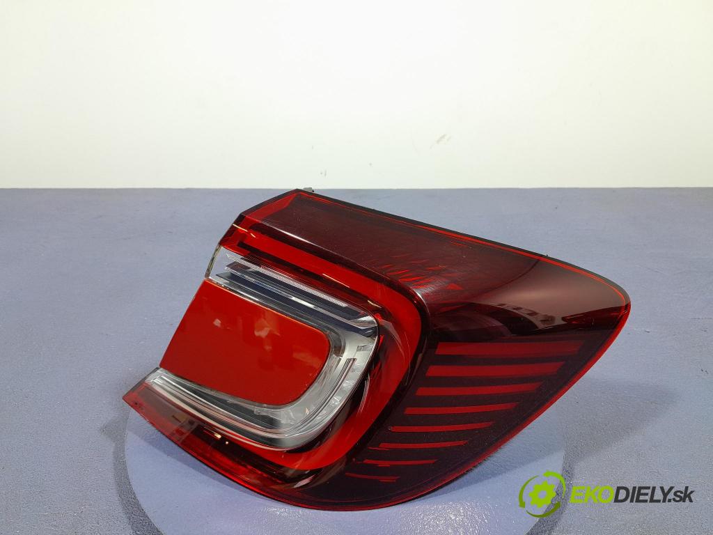 Renault Captur 2023 svetlo / reflektor zad Prava: Vonkajsia: 265507894R