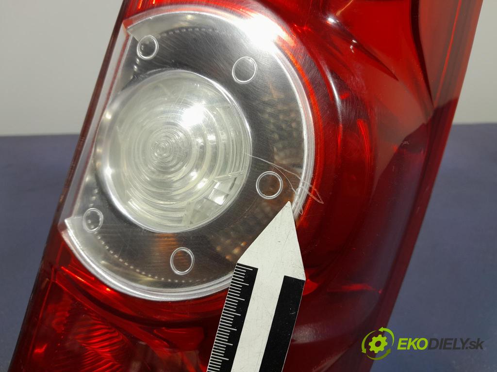 Fiat Doblo 2022 světlo Zad: Práva: Mimo: