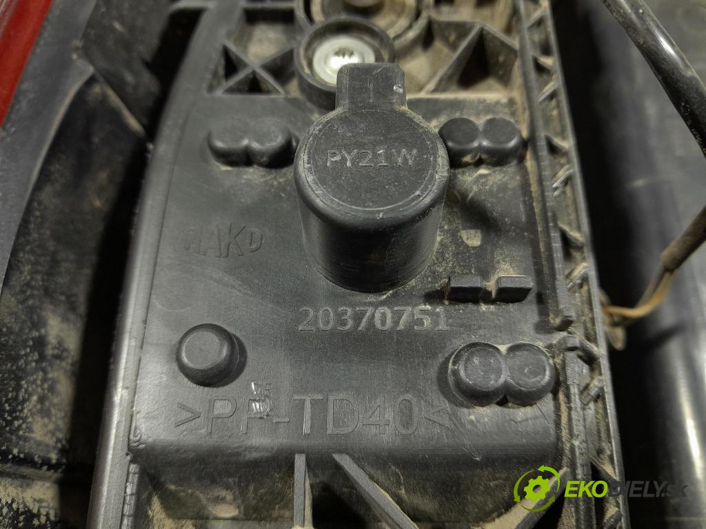 Fiat Doblo 2022 světlo Zad: Práva: Mimo: