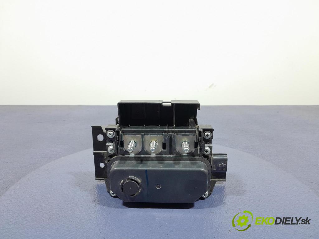 Renault Captur 2023 riadiaca jednotka 293A03826R