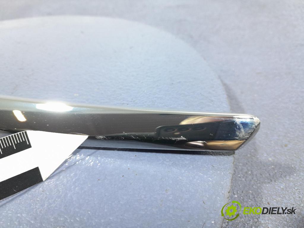 Renault Captur 2023 lišta narazník 620752010R