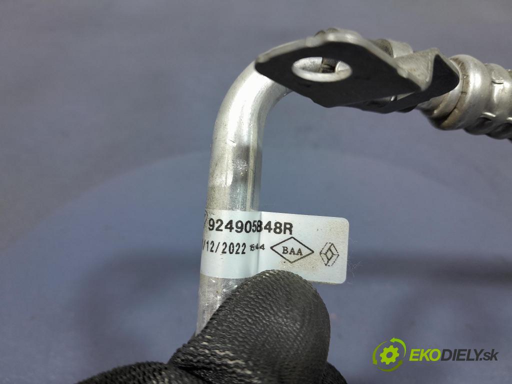 Renault Captur 2023 trubka Klimatizace: 924905848R