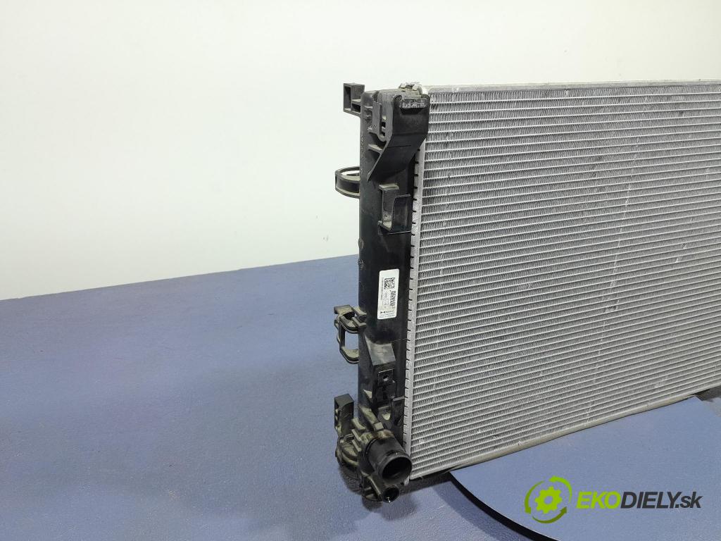 Renault Captur 2023 chladič Voda: 21406666R