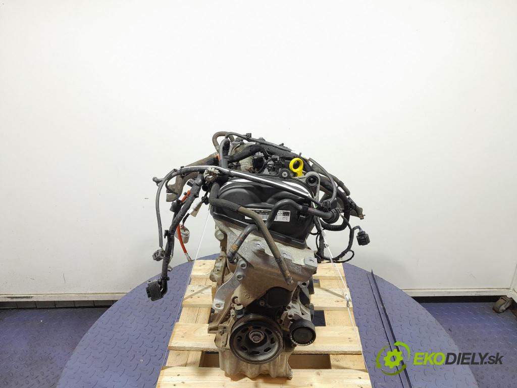 Skoda Fabia 2017 motor Benzín: CHY