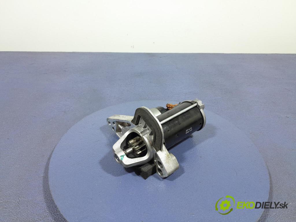 Renault Captur 2023 štartér 233002394R