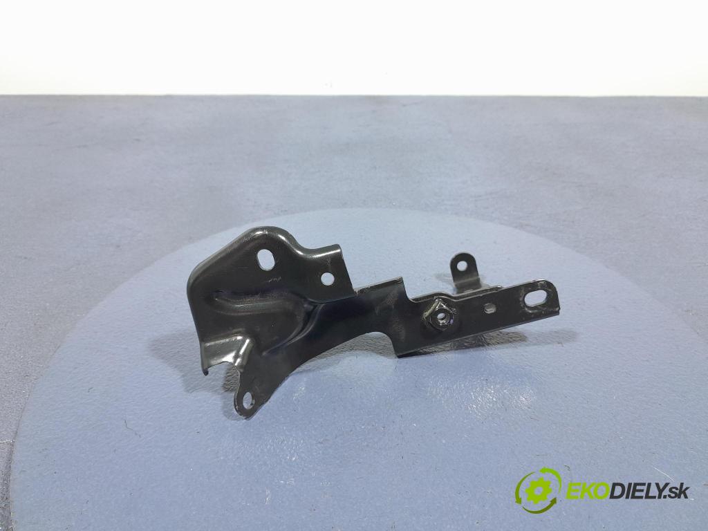 Renault Captur 2023 Termostat 320930176R