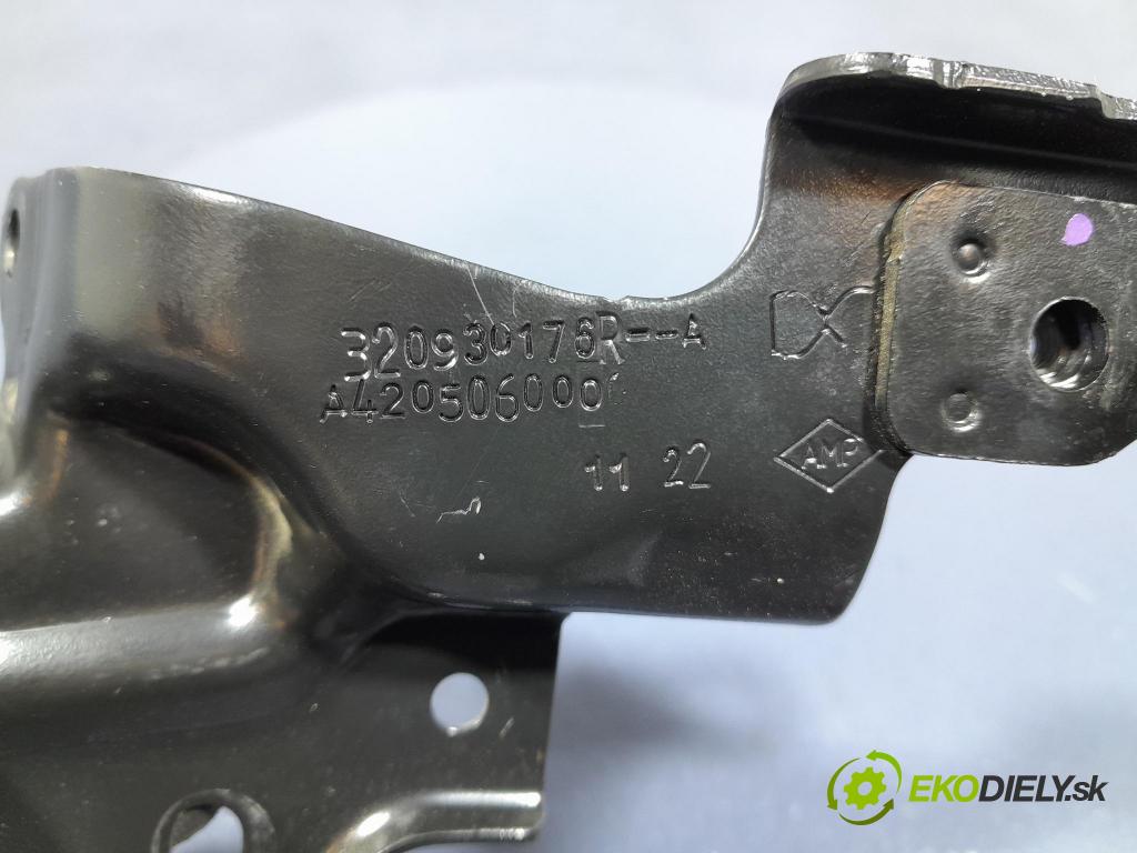 Renault Captur 2023 Termostat 320930176R