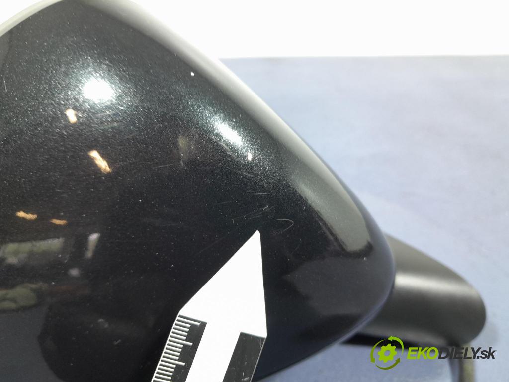 Opel Corsa 2014 zrkadlo pravé