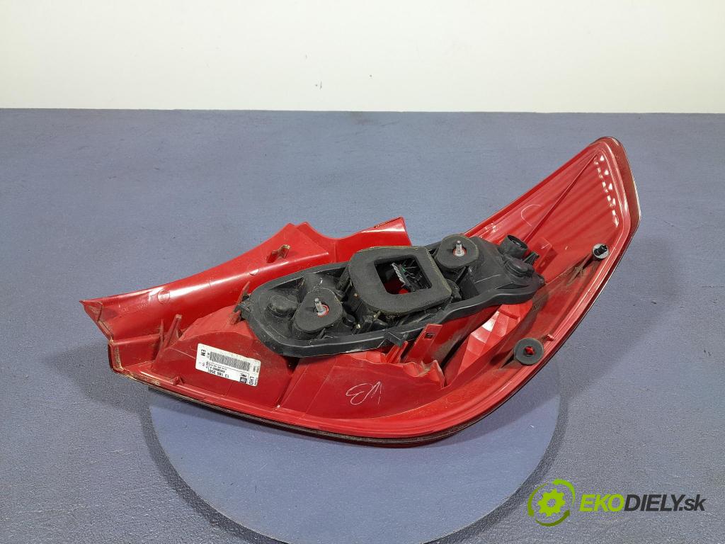 Opel Corsa 2014 svetlo / reflektor zad ľavá Vonkajsia: 13186350
