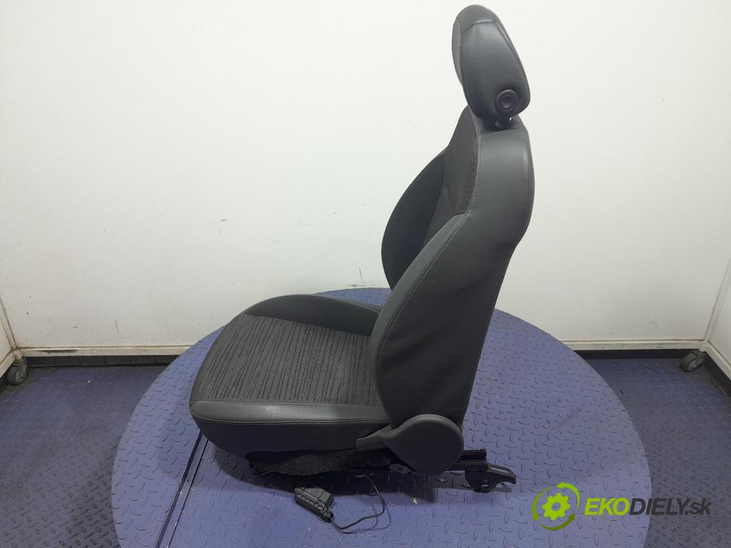Opel Corsa 2014 Sedačka spolujazdca
