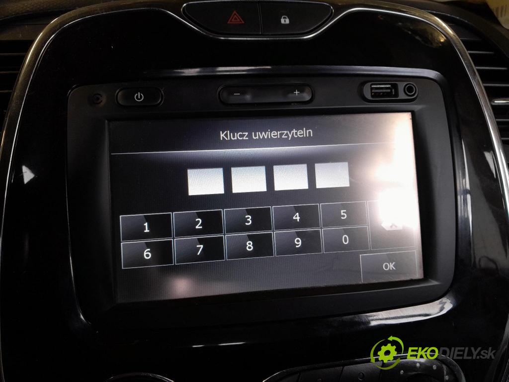 Renault Captur 2014 Radio I Navigácia: 281150198R