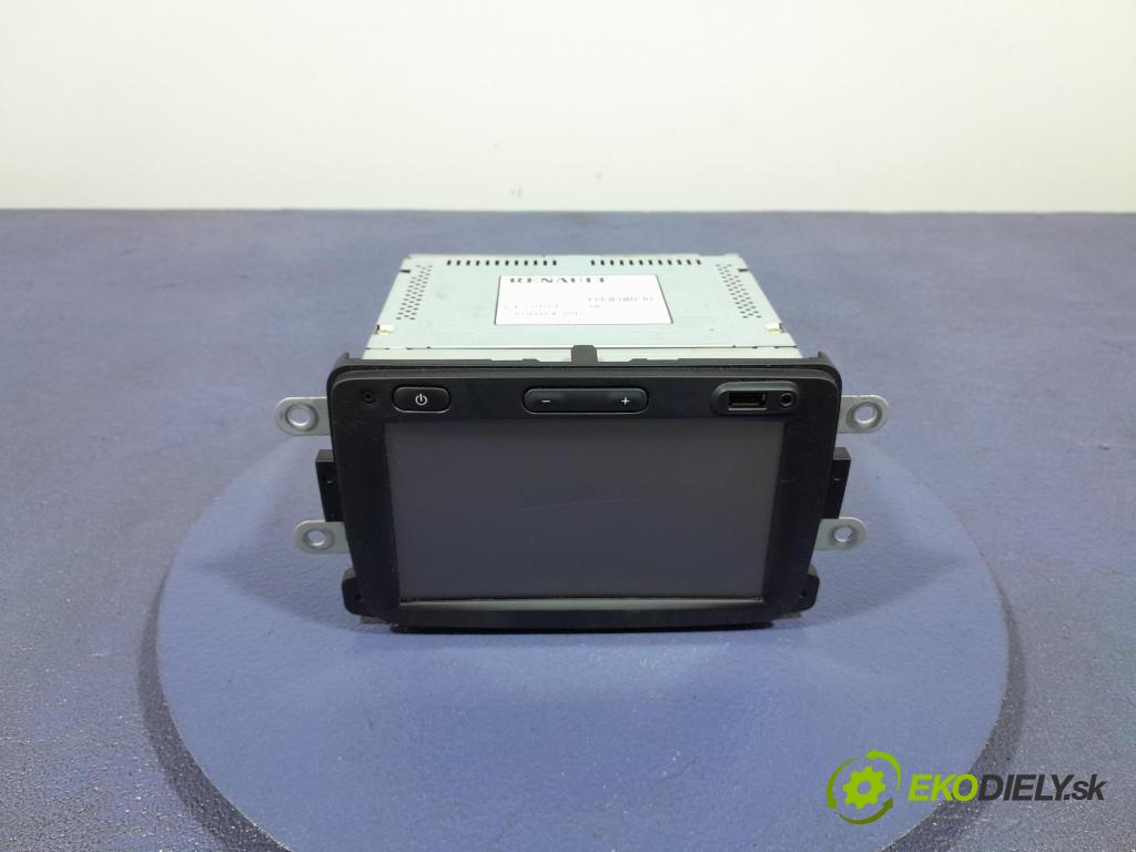 Renault Captur 2014 Radio I Navigácia: 281150198R