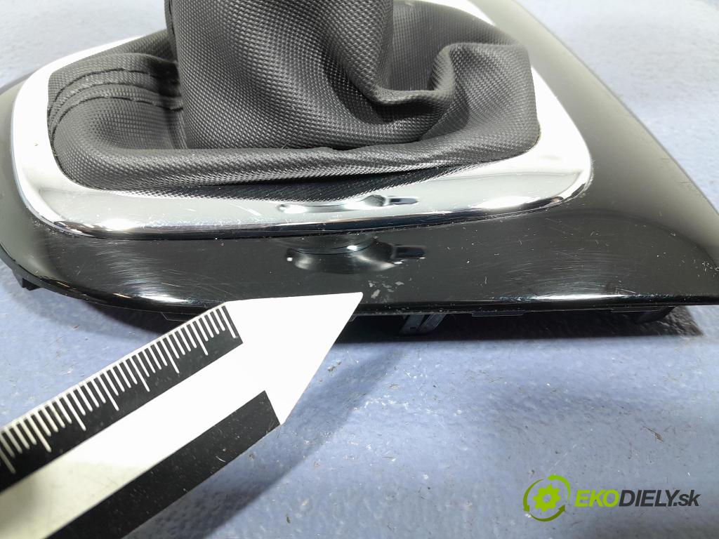 Renault Captur 2014 Páka: Zmeny: 969350504R