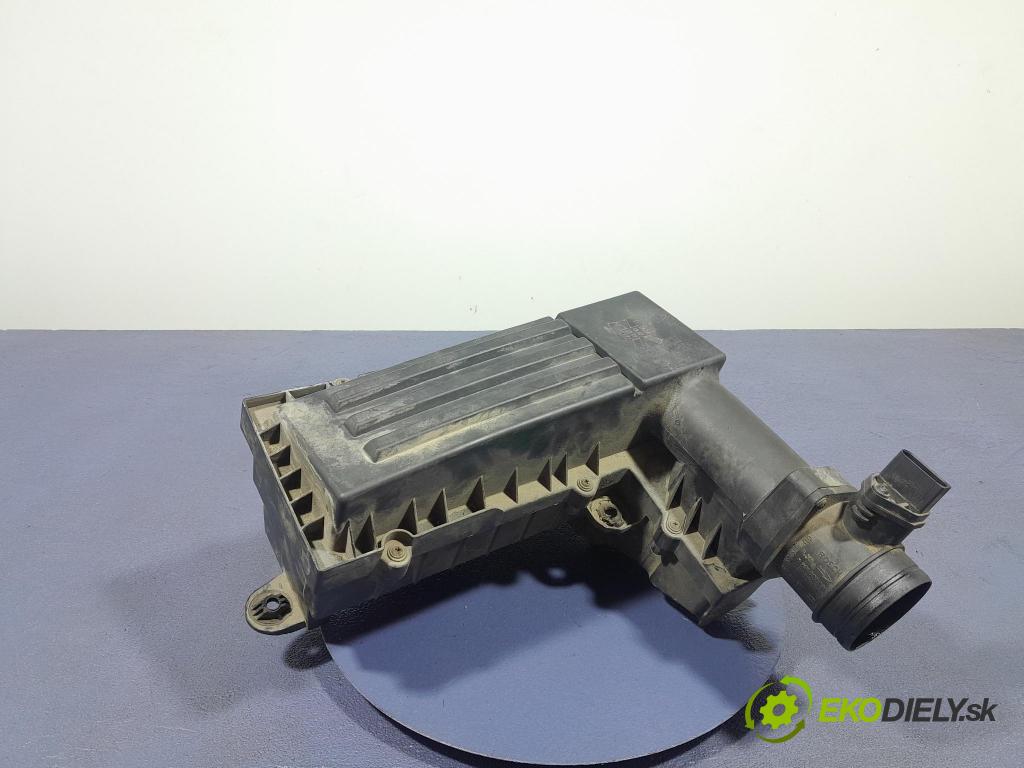 Vw Passat 2006 obal Filtre: Vzduch: 3C0129607AF