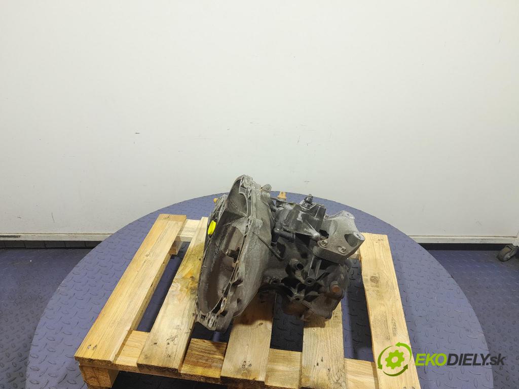 Opel Corsa 2014 prevodovka Manualna AT7C419