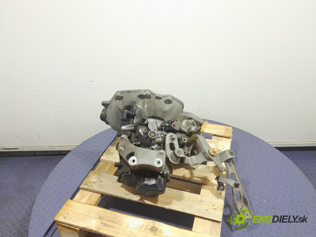 Opel Corsa 2014 prevodovka Manualna AT7C419