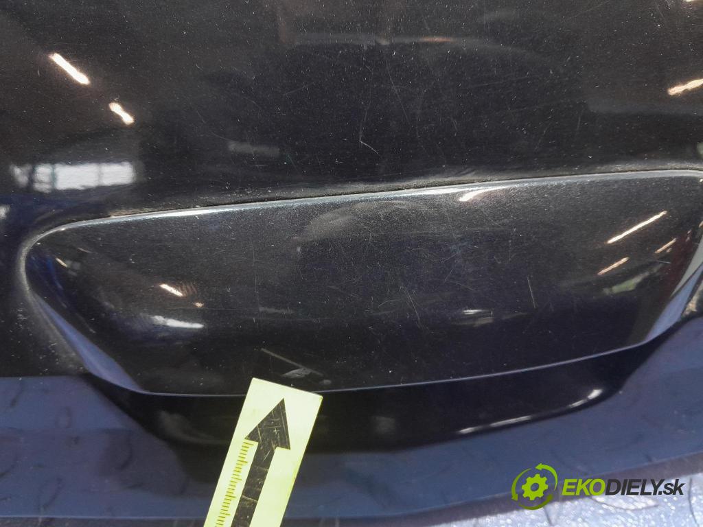 Opel Corsa 2014 zadní dveře kufra: kufr