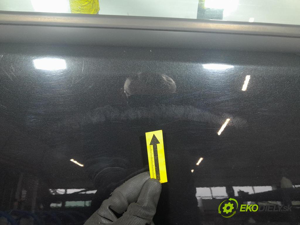 Opel Corsa 2014 dvere Predné pravé