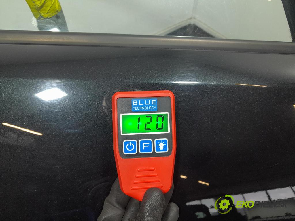 Opel Corsa 2014 dvere Predné pravé