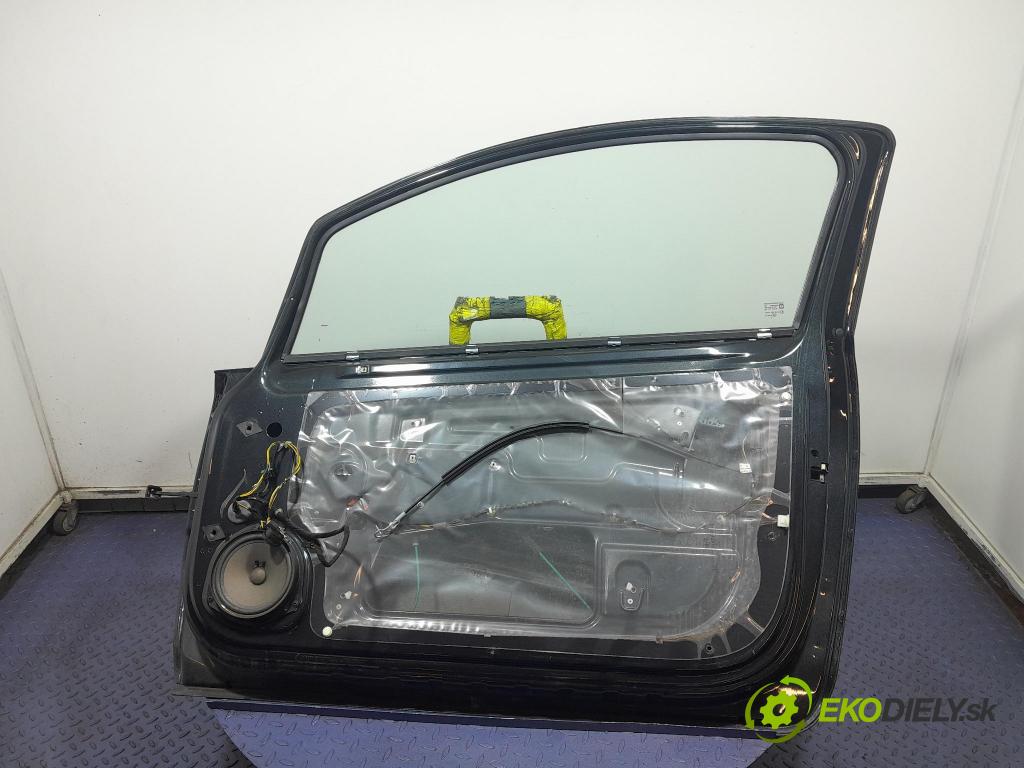 Opel Corsa 2014 dvere Predné pravé 