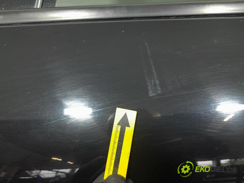 Renault Captur 2014 dvere zad Vľavo: