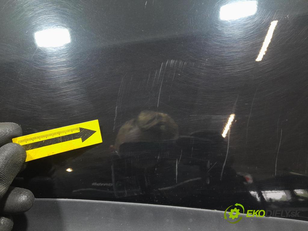 Renault Captur 2014 dvere zad Vľavo: