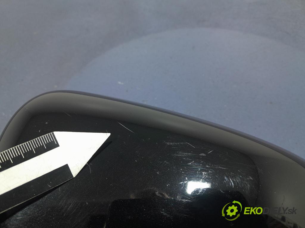 Renault Captur 2014 zpětné zrcátko Vlevo, odjet: