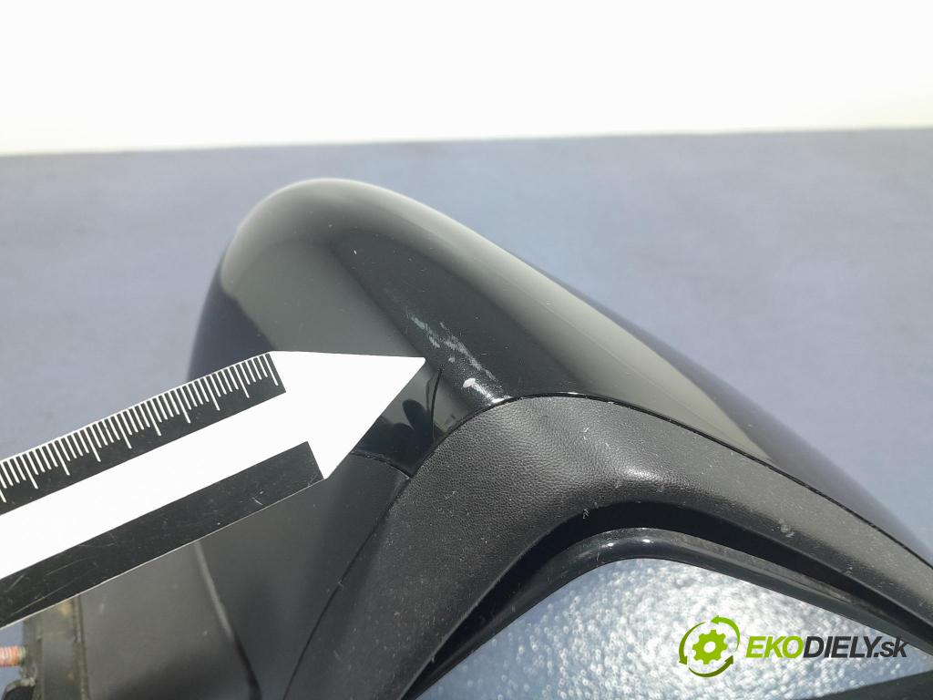 Renault Captur 2014 zpětné zrcátko prave