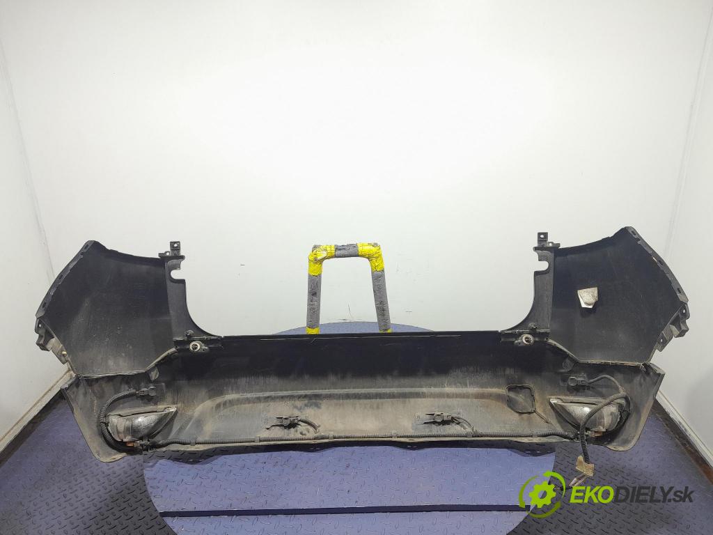 Renault Captur 2014 nárazník Zad: