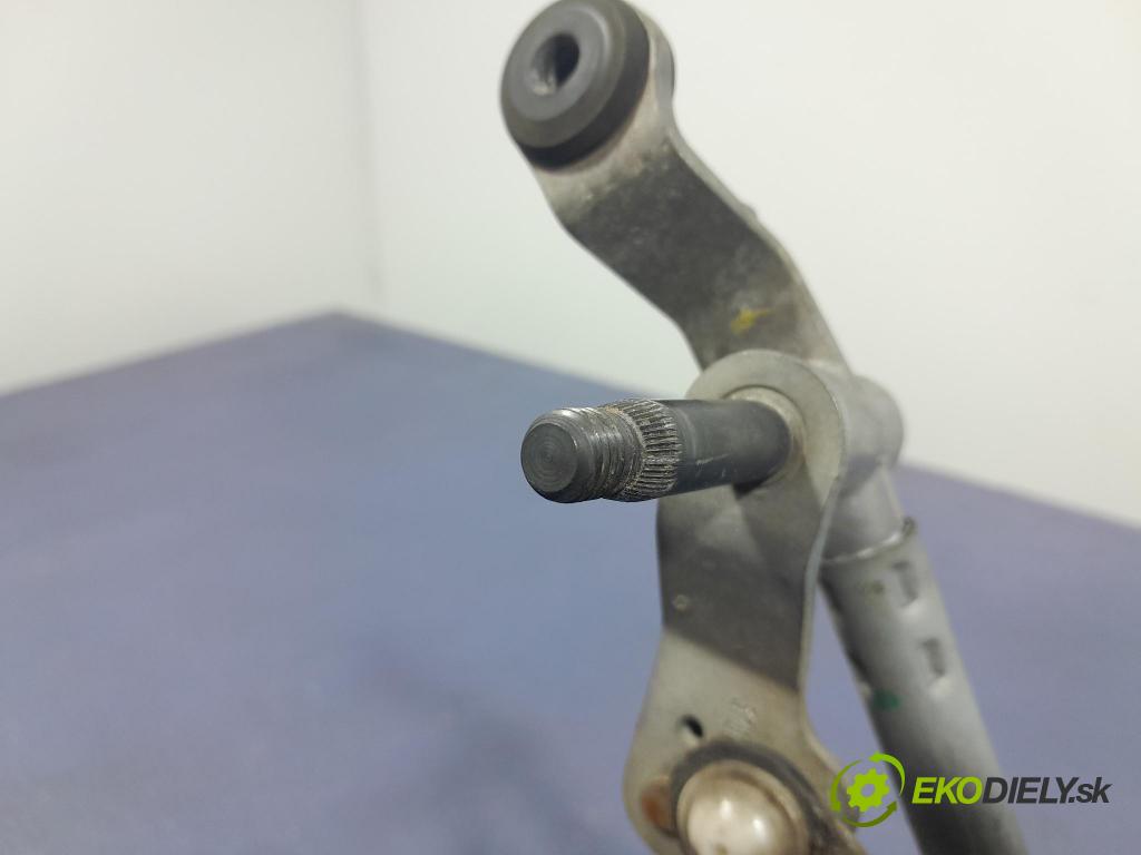 Renault Captur 2014 mechanizmus motor: Stierače: Predné 288001161R