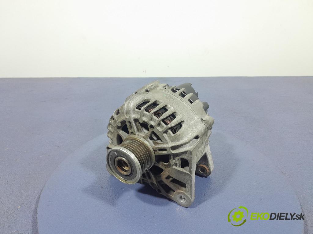 Renault Captur 2014 Alternator 231007842R