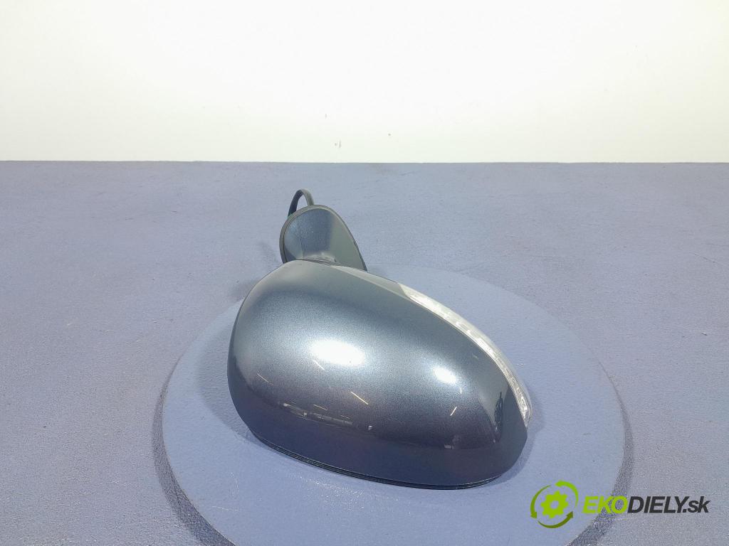 Toyota Avensis 2011 zrkadlo pravé